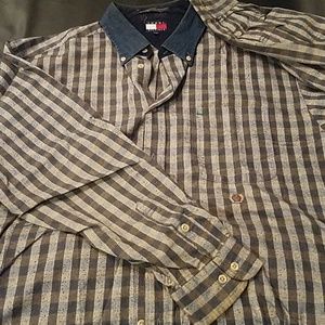 Retro hilfiger shirt
